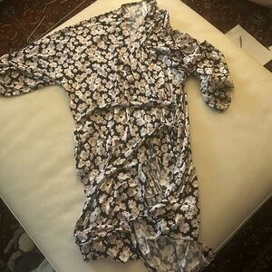 Flora Nikrooz medium floral